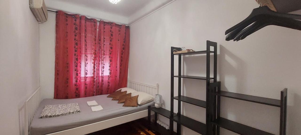 Mini In Hostel *